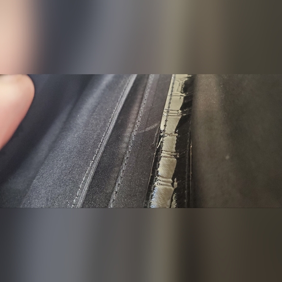 Vintage Colorful Straw Clutch with Abalone Shell Button Accents Wrist Strap - Picture 5 of 5